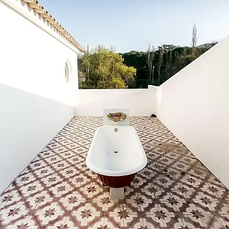 Eugaria Sleeps 11 With Pool Air Con And Wifi Villa